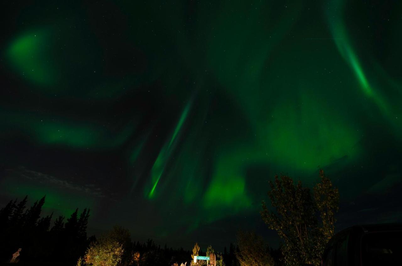 Casey'S Bed & Breakfast Whitehorse Exteriör bild